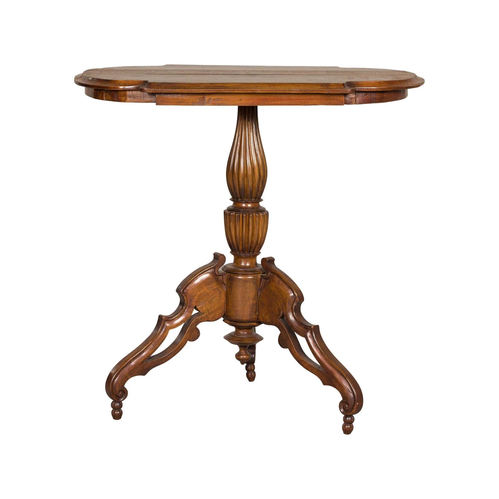 Colonial Tripod Table with Turned Pedestal and Scrolled Legs