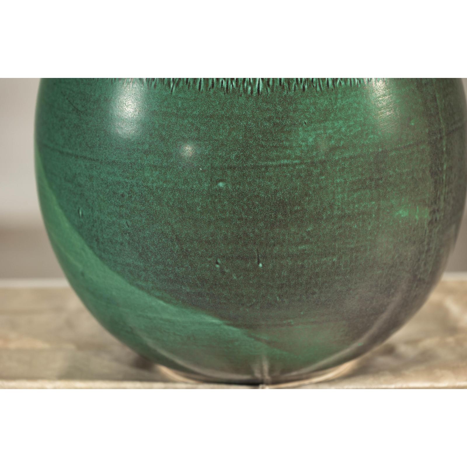 Large Green Artisan Vase with Textured Glaze, Modern Decorative Accent