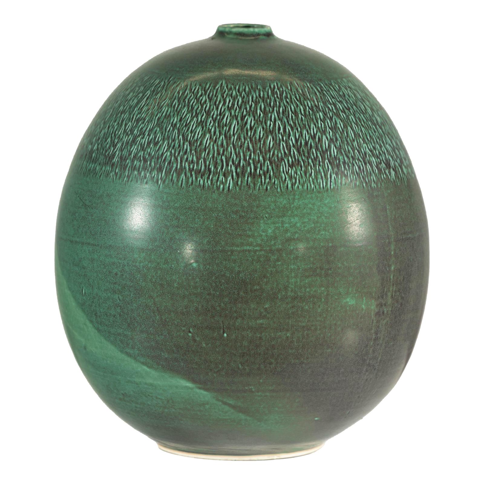 Large Green Artisan Vase with Textured Glaze, Modern Decorative Accent