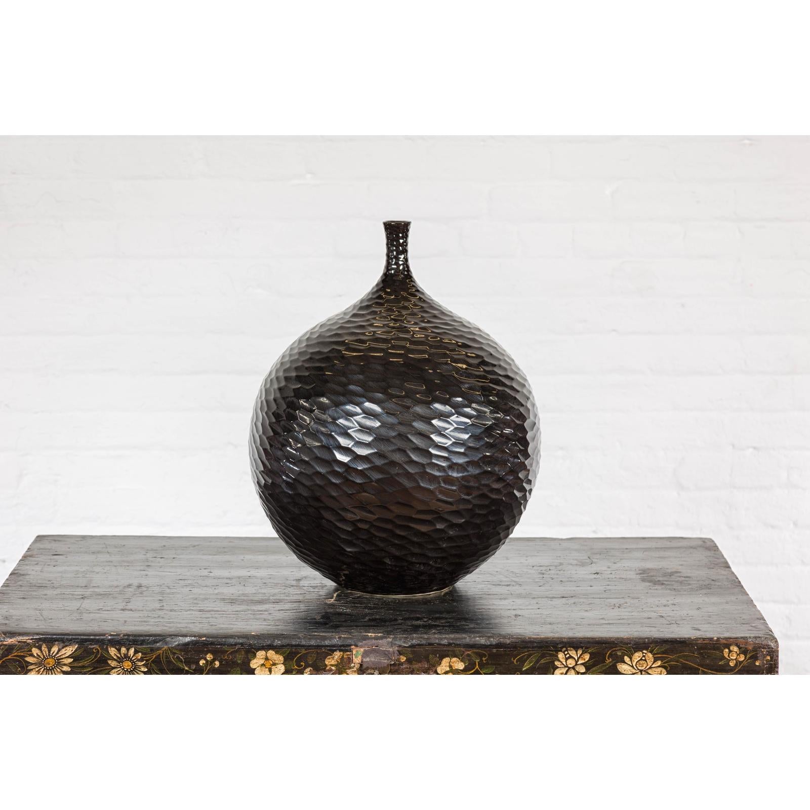 Bulb Shaped Black Vase with Honeycomb Pattern