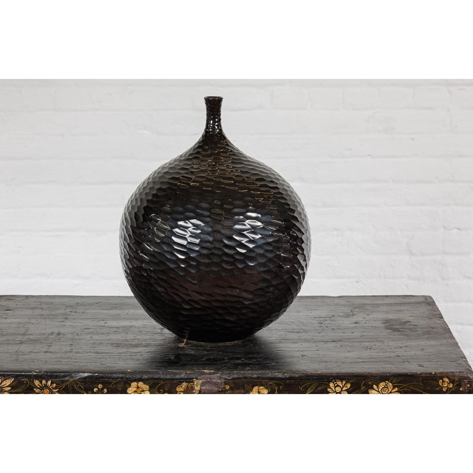 Bulb Shaped Black Vase with Honeycomb Pattern