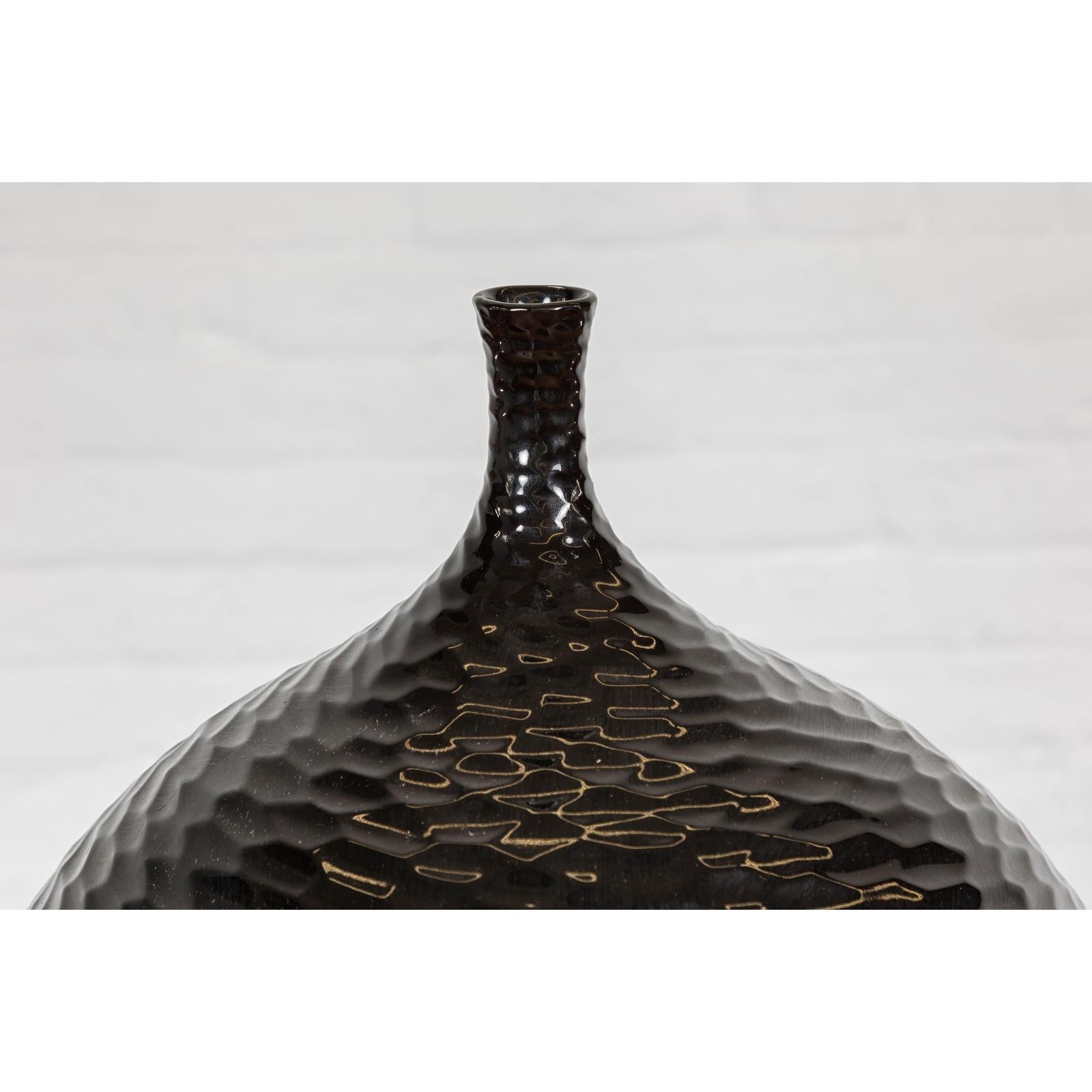 Bulb Shaped Black Vase with Honeycomb Pattern