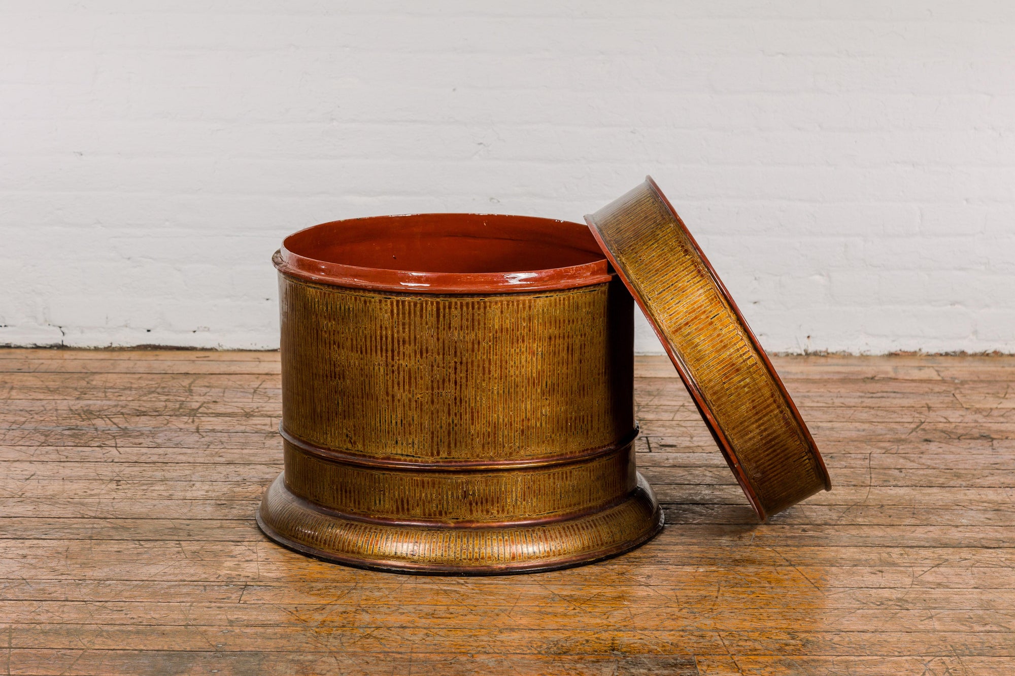Burmese Vintage Negora Lacquer Circular Storage Bin with Vertical Stripes-27. Asian & Chinese Furniture, Art, Antiques, Vintage Home Décor for sale at FEA Home