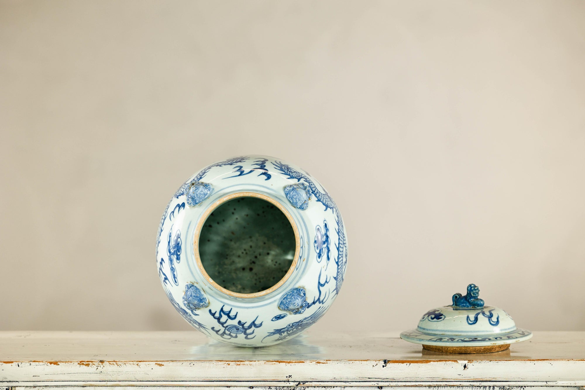 Qing Dynasty Blue and White Porcelain Dragon Jar with Lid and Foo Dog Finial