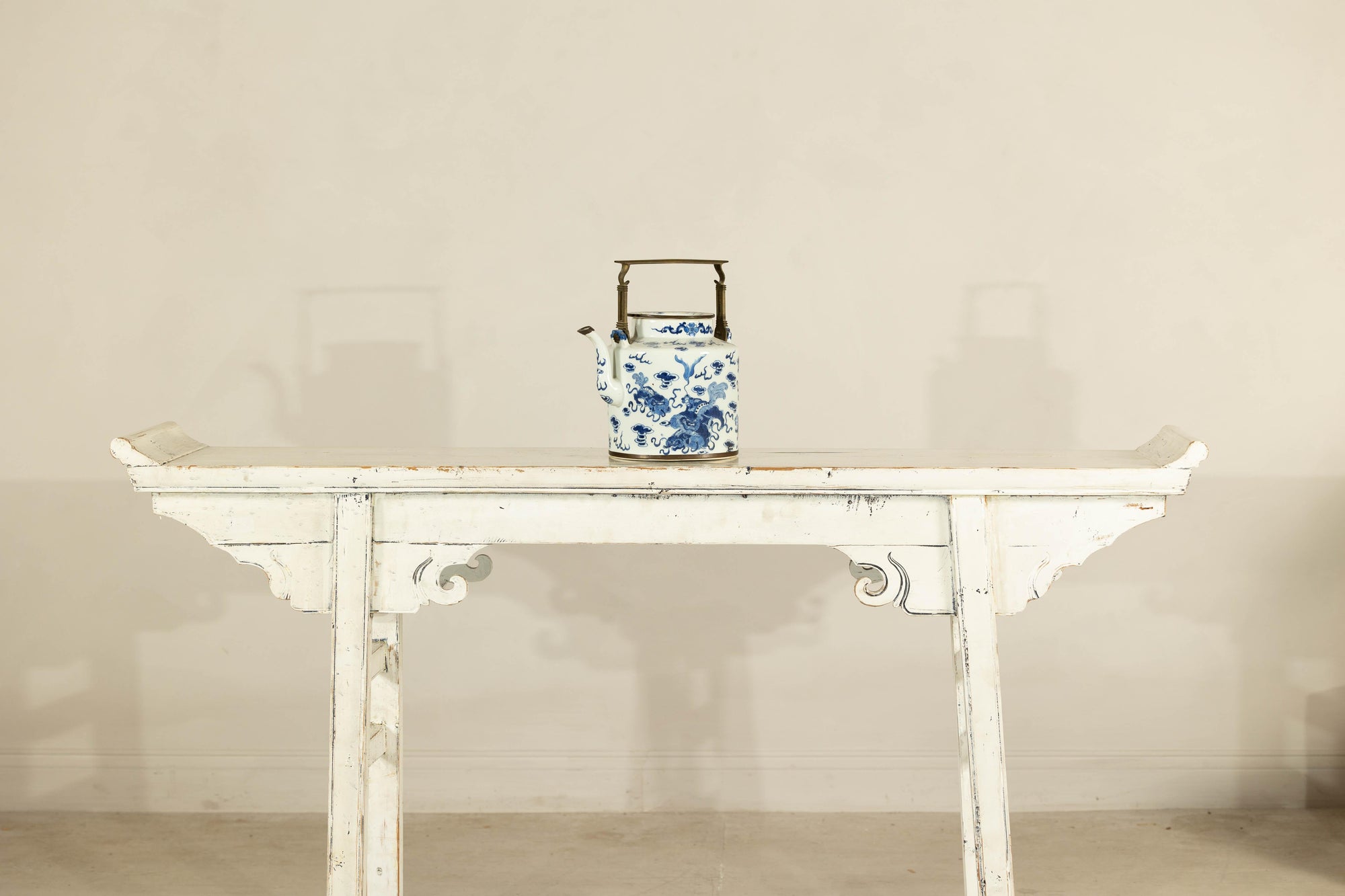 Blue and White Porcelain Teapot with Mythical Qilin and Auspicious Cloud Motifs