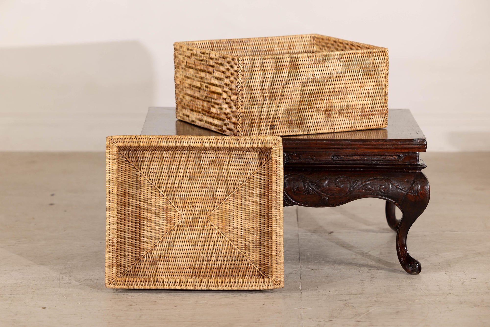 Vintage Country Style Rectangular Rattan Storage Box with Removable Tray Lid