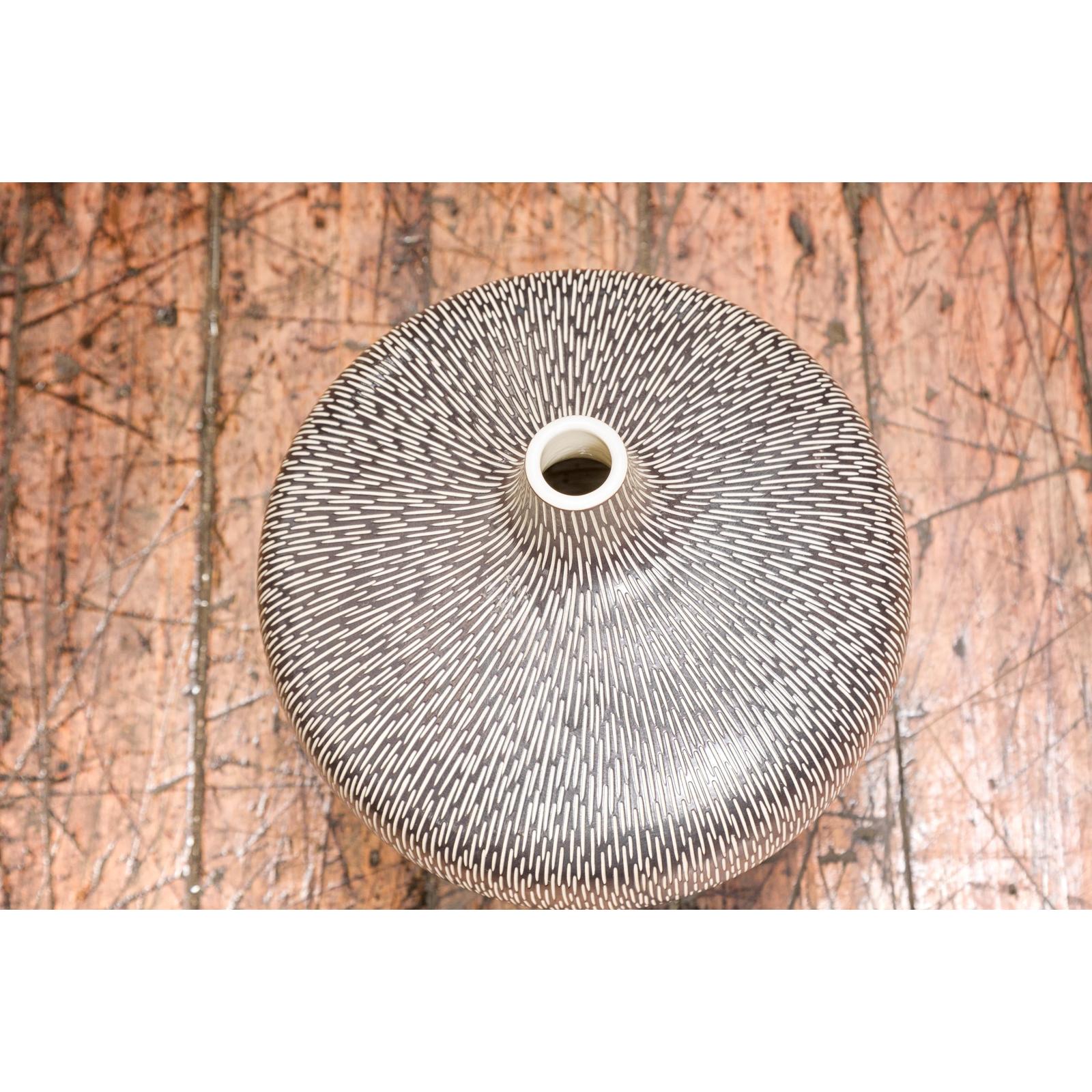 Artisan Handmade Brown Glazed Ceramic Vase with Textured Cream Stokes