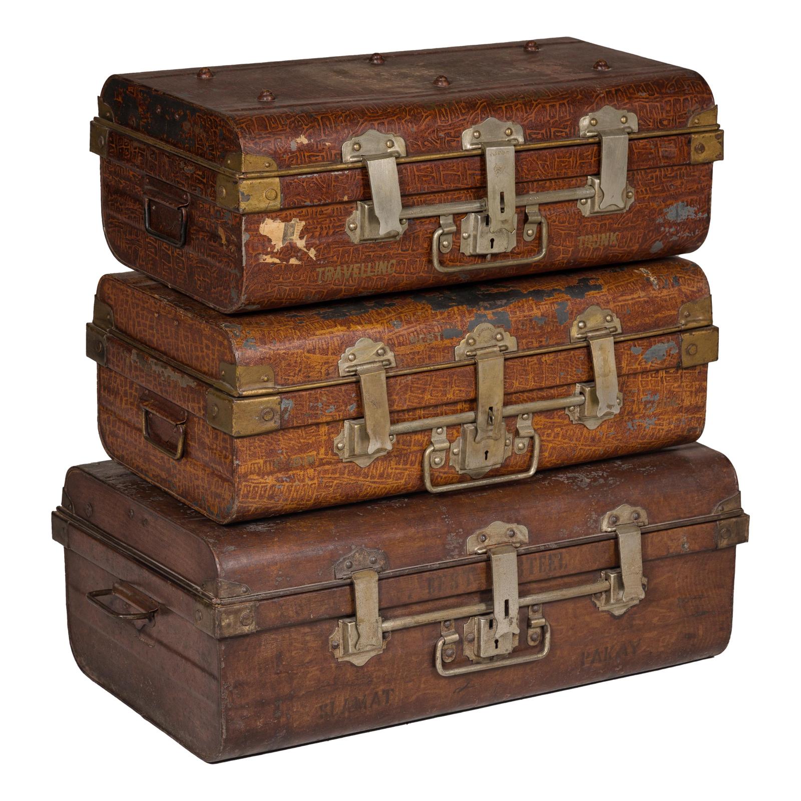 Set of Three British 1920s Metal Traveling Trunks for Export with Brass Hardware