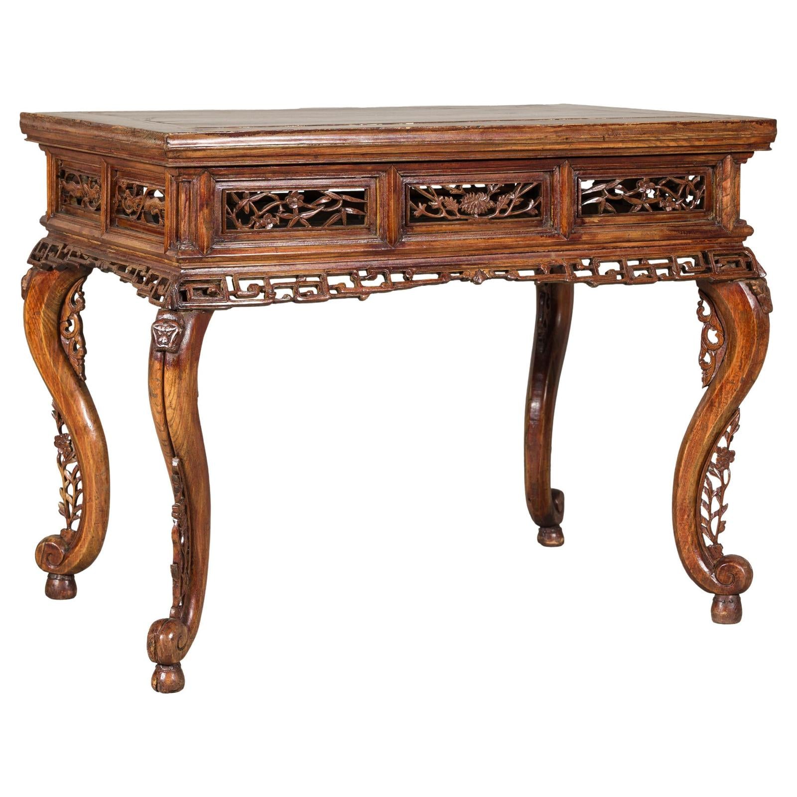 Late Qing Dynasty Hardwood Hall Table with Dragon Carvings and Lacquer Patina