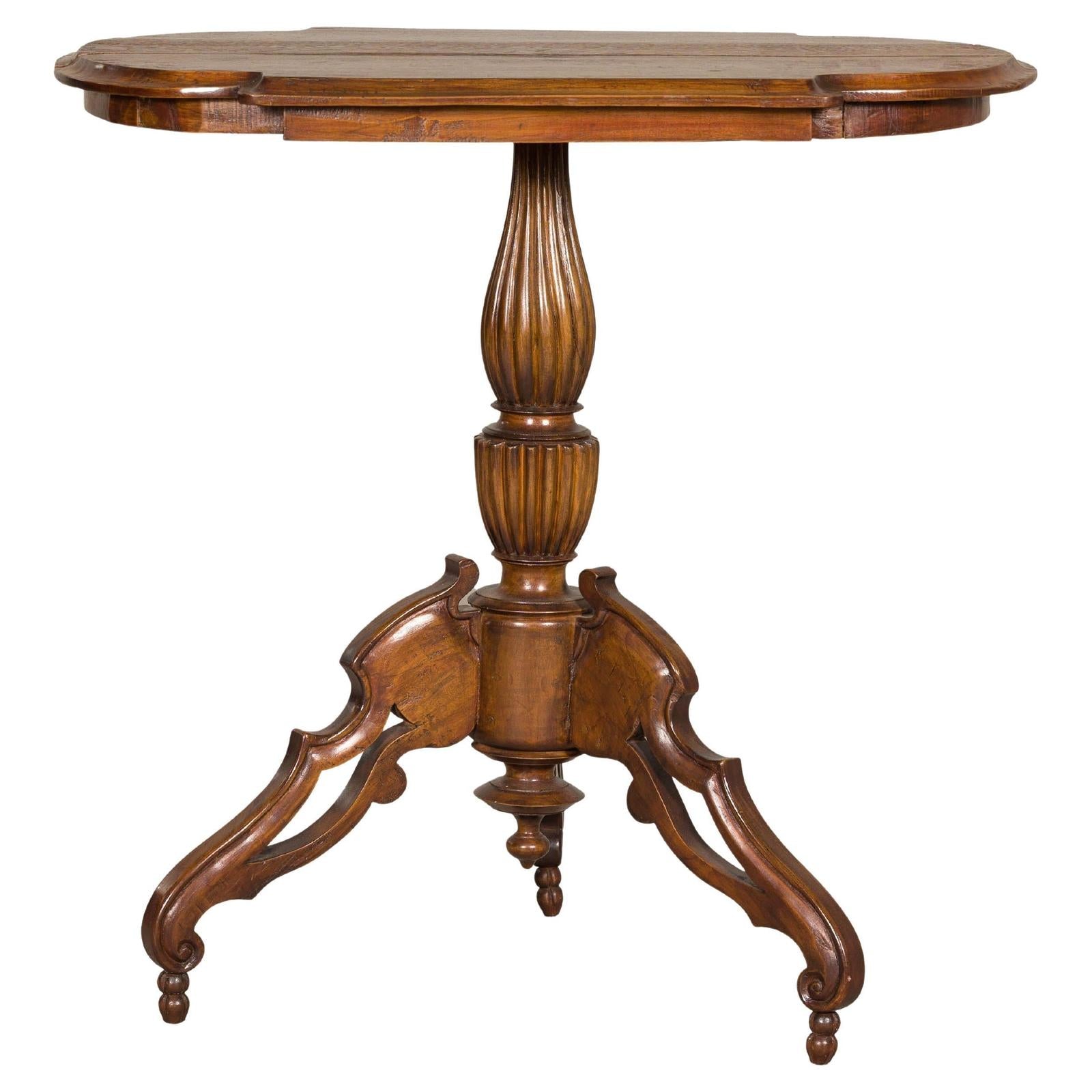 Colonial Tripod Table with Turned Pedestal and Scrolled Legs