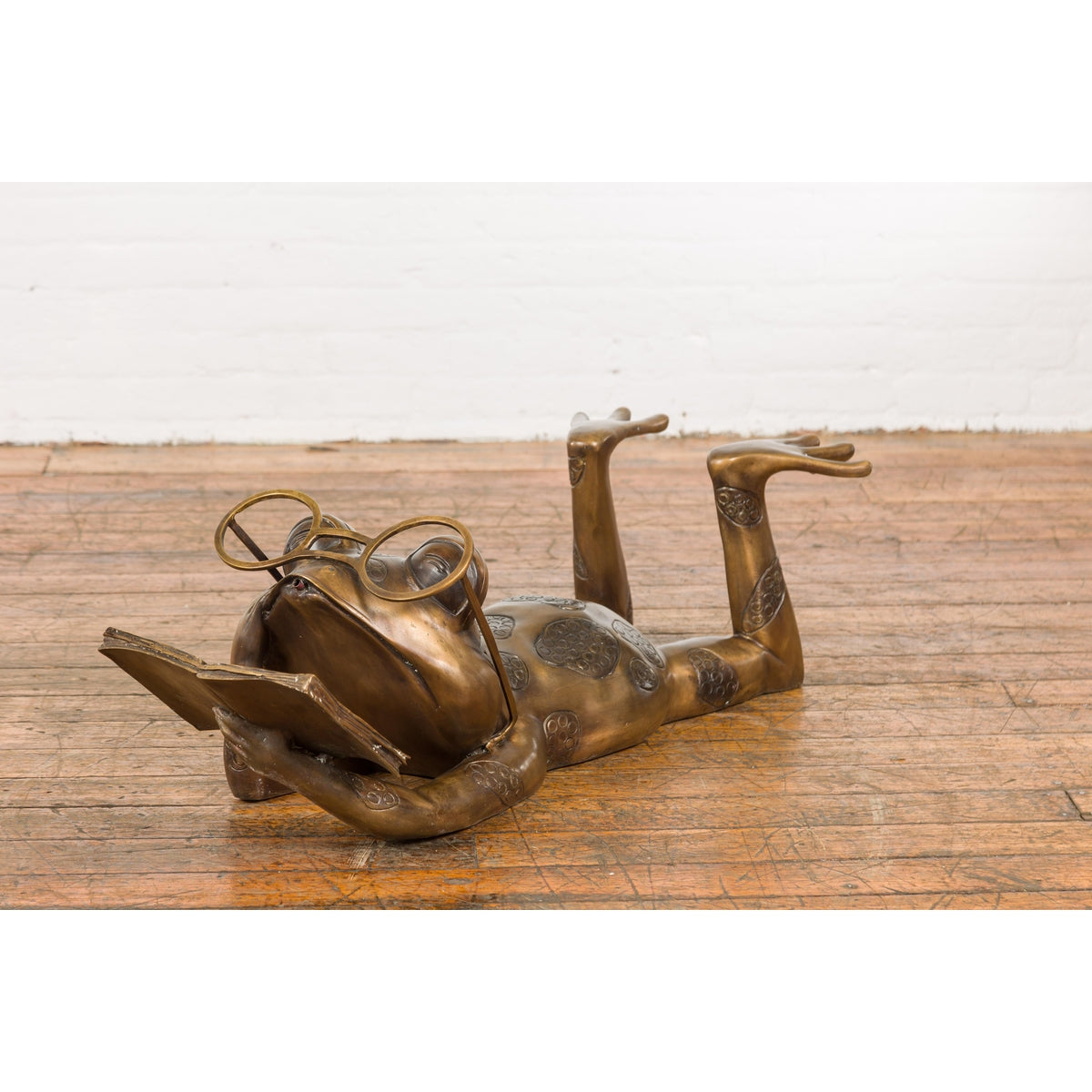 Gold Colored Bronze Frog Sculpture-11. Asian & Chinese Furniture, Art, Antiques, Vintage Home Décor for sale at FEA Home