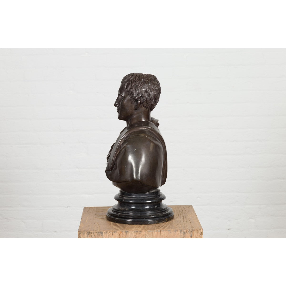 Bronze Bust of Roman Emperor Caesar Augustus-15. Asian & Chinese Furniture, Art, Antiques, Vintage Home Décor for sale at FEA Home