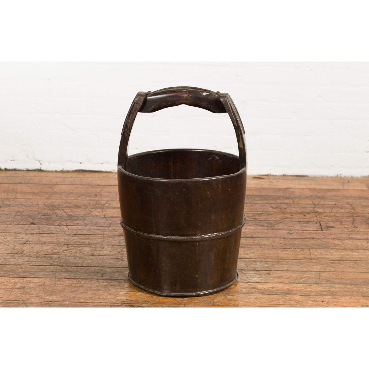 1900s Qing Southern Chinese Wooden Bucket with Large Handle and Metal Accents-9. Asian & Chinese Furniture, Art, Antiques, Vintage Home Décor for sale at FEA Home