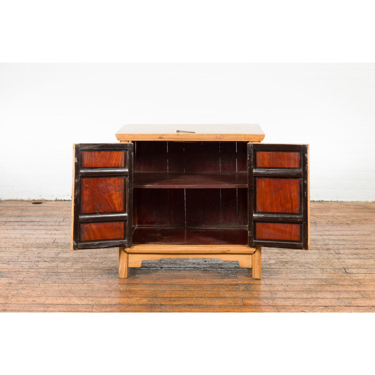 Chinese Late Qing Dynasty Side Cabinet with Hand Painted Flower and Bird Décor-5. Asian & Chinese Furniture, Art, Antiques, Vintage Home Décor for sale at FEA Home