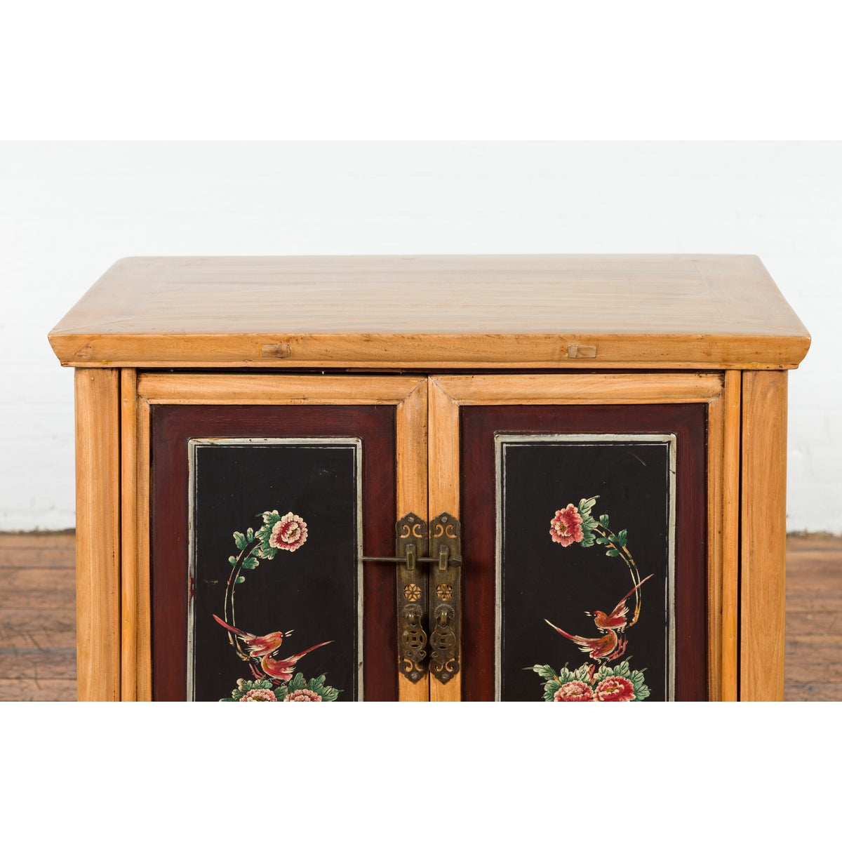 Chinese Late Qing Dynasty Side Cabinet with Hand Painted Flower and Bird Décor-7. Asian & Chinese Furniture, Art, Antiques, Vintage Home Décor for sale at FEA Home