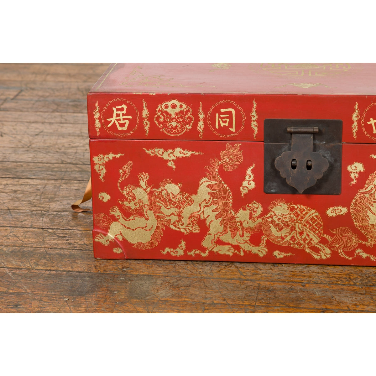Chinese Red Lacquered Blanket Chest with Gilt Motifs and Guardian Lions-10. Asian & Chinese Furniture, Art, Antiques, Vintage Home Décor for sale at FEA Home