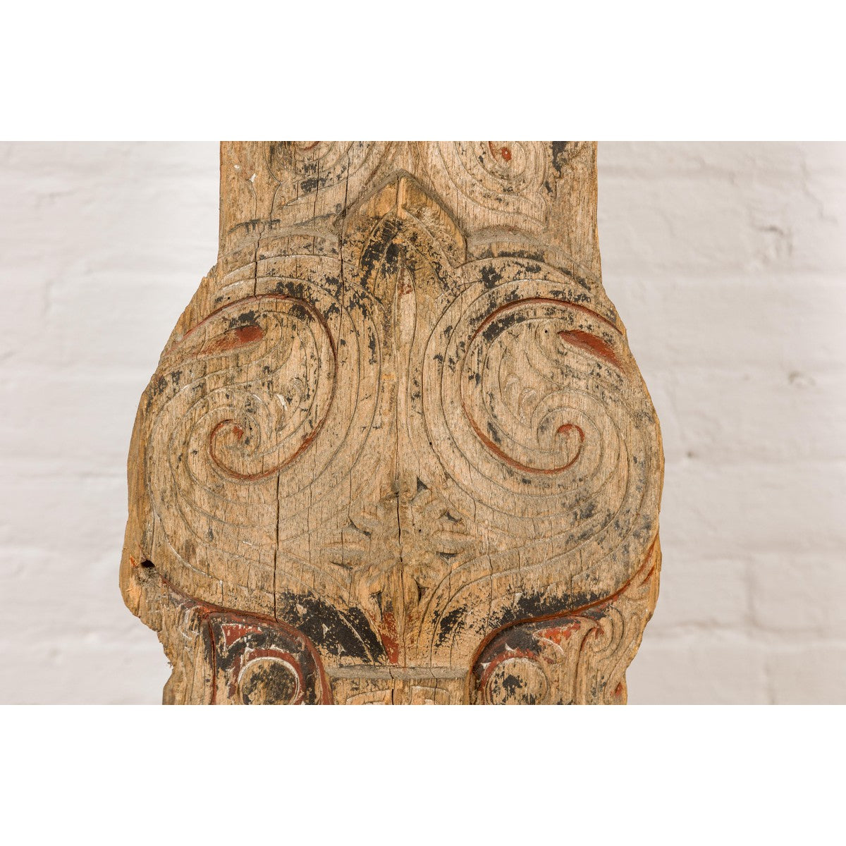 Large Pointed Mythical Singa Singa Tribal Carving-14. Asian & Chinese Furniture, Art, Antiques, Vintage Home Décor for sale at FEA Home