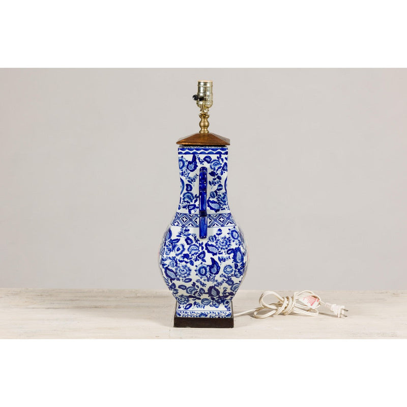 Blue and White Porcelain Table Lamp with Hand-Painted Court Scenes-YN5178-14. Asian & Chinese Furniture, Art, Antiques, Vintage Home Décor for sale at FEA Home