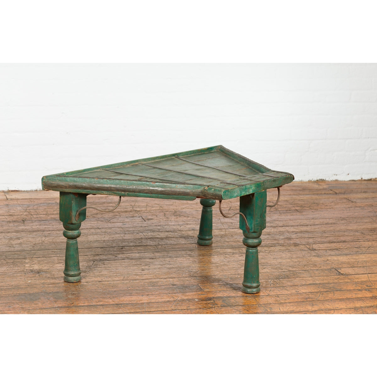 Indian 19th Century Green Painted Wood Bullock Cart Made into a Coffee Table-12. Asian & Chinese Furniture, Art, Antiques, Vintage Home Décor for sale at FEA Home