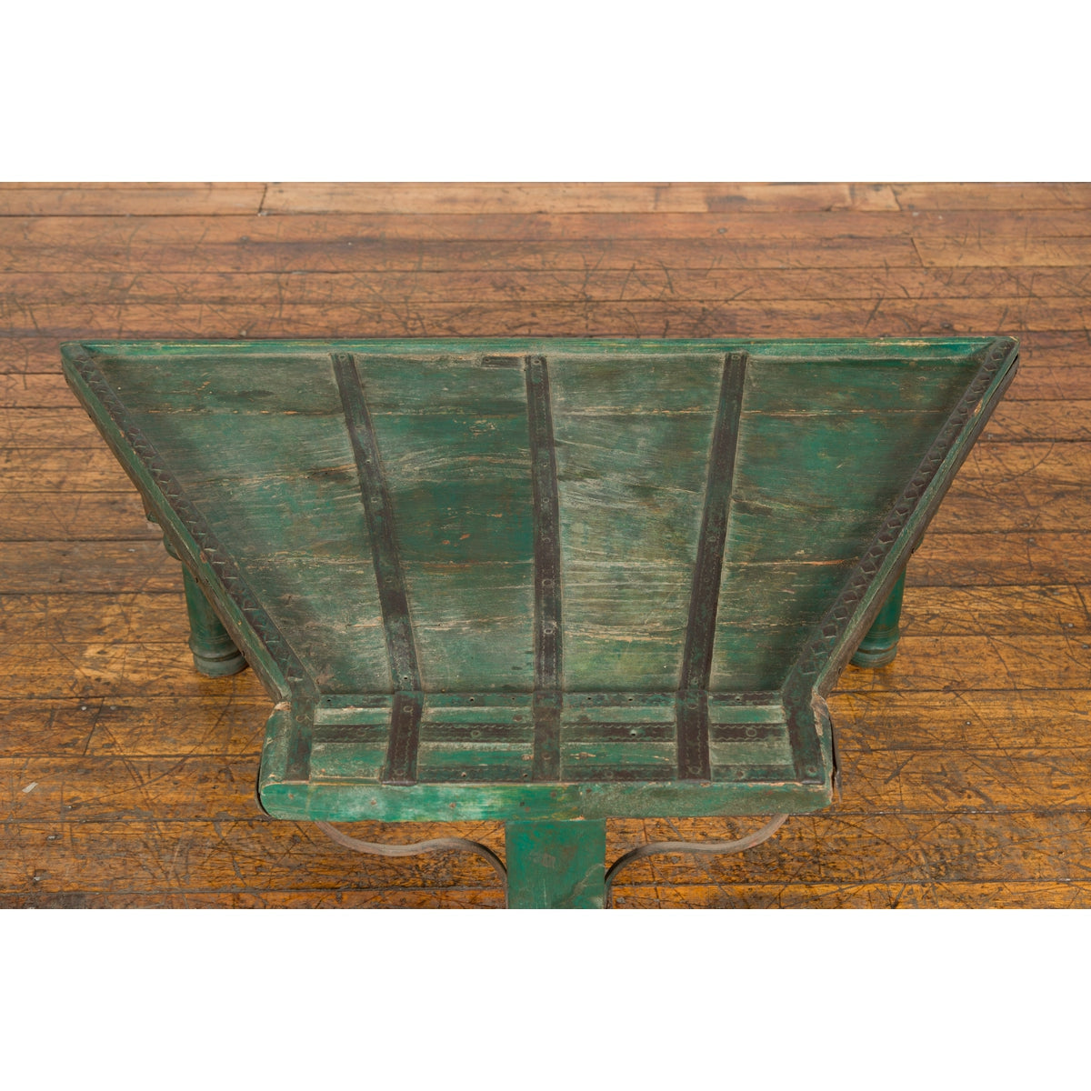 Indian 19th Century Green Painted Wood Bullock Cart Made into a Coffee Table-4. Asian & Chinese Furniture, Art, Antiques, Vintage Home Décor for sale at FEA Home