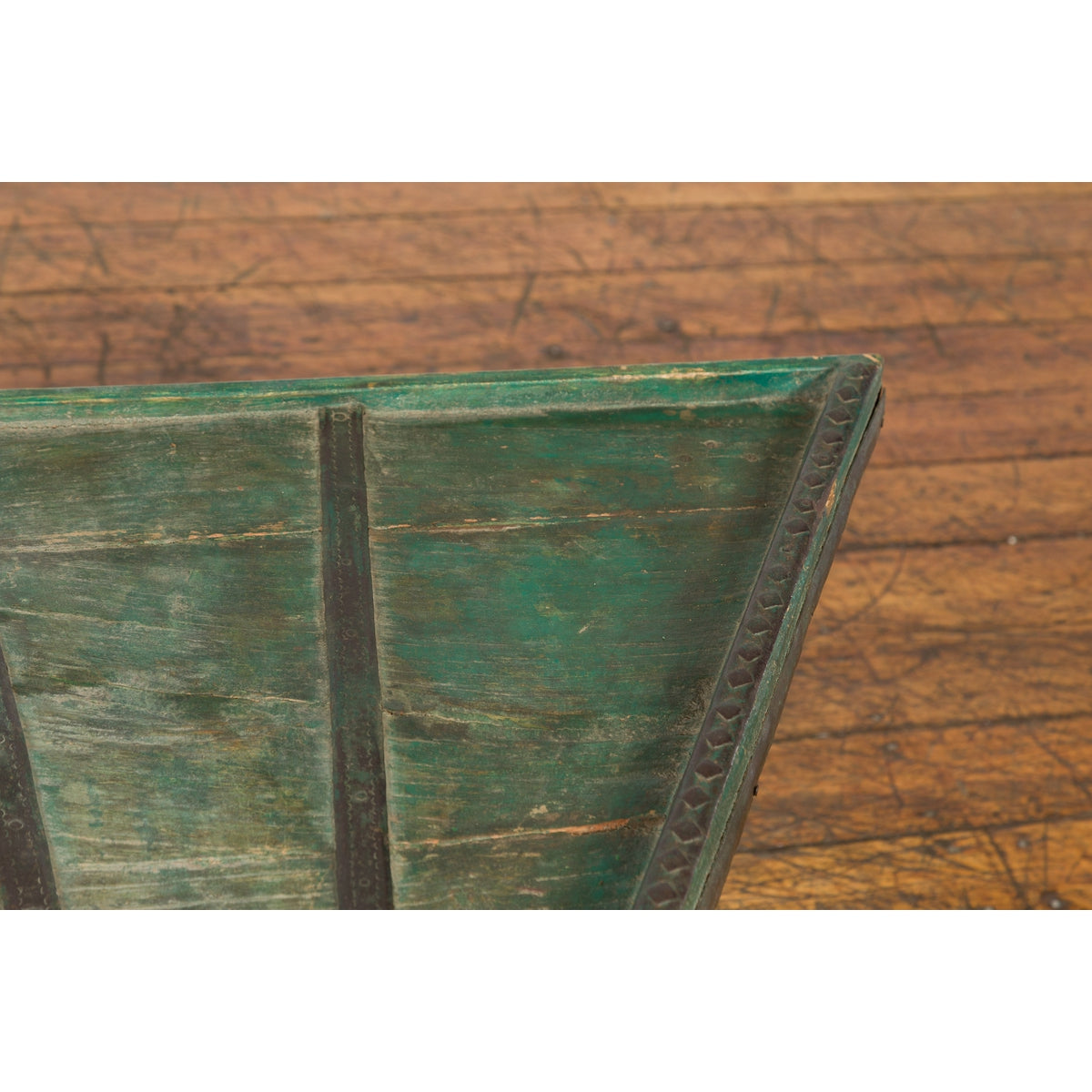 Indian 19th Century Green Painted Wood Bullock Cart Made into a Coffee Table-7. Asian & Chinese Furniture, Art, Antiques, Vintage Home Décor for sale at FEA Home