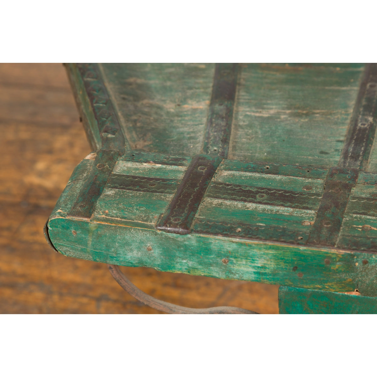 Indian 19th Century Green Painted Wood Bullock Cart Made into a Coffee Table-9. Asian & Chinese Furniture, Art, Antiques, Vintage Home Décor for sale at FEA Home