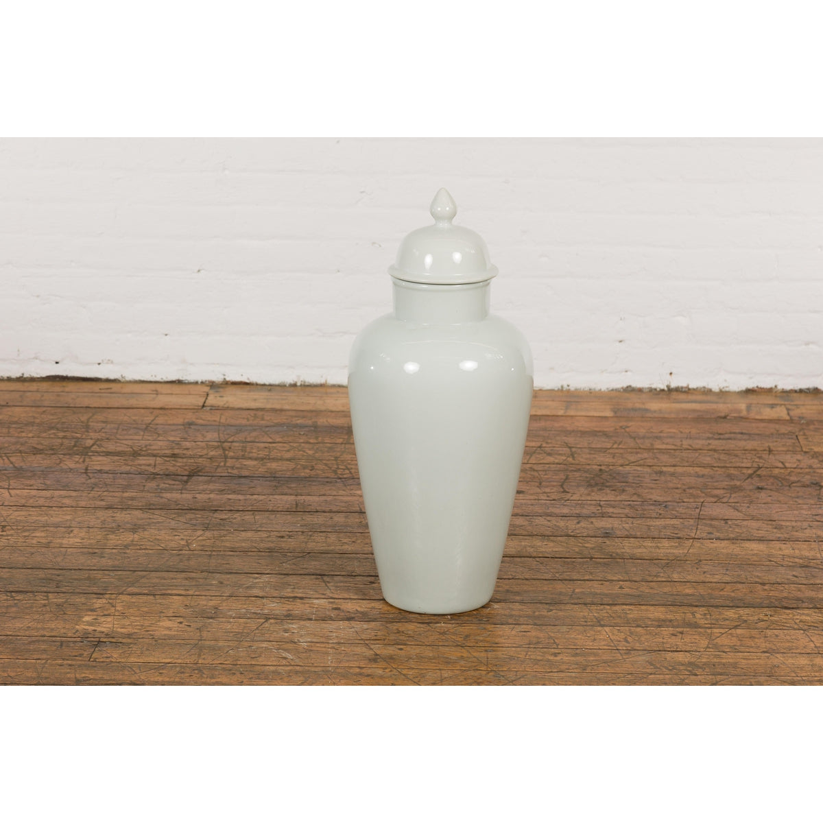 White Porcelain Vintage Vase with Lid-18. Asian & Chinese Furniture, Art, Antiques, Vintage Home Décor for sale at FEA Home