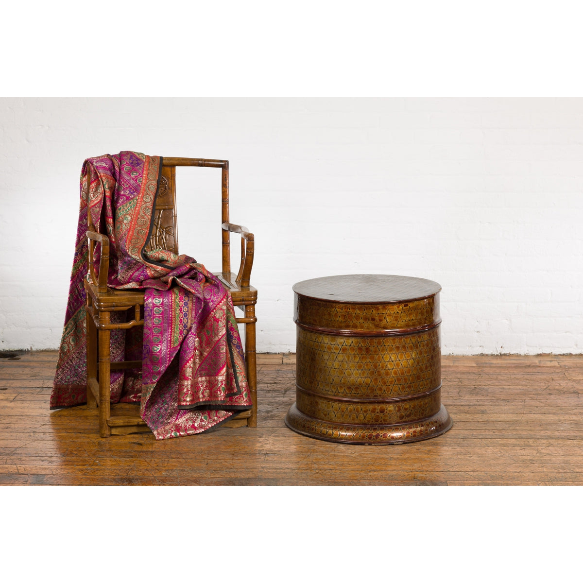 Thai Vintage Negora Lacquer Circular Storage Bin with Snake Skin Patterns-5. Asian & Chinese Furniture, Art, Antiques, Vintage Home Décor for sale at FEA Home