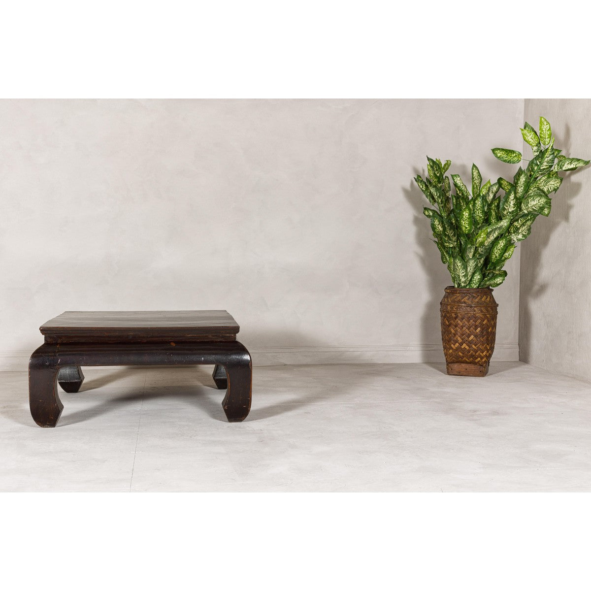 Chow Legs Dark Lacquered Coffee Table with Gloss Patina, Antique-14. Asian & Chinese Furniture, Art, Antiques, Vintage Home Décor for sale at FEA Home