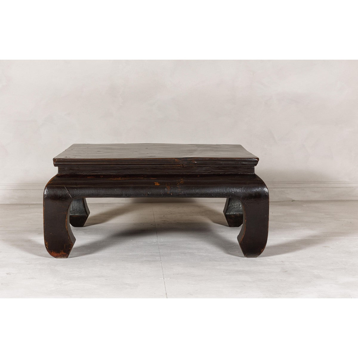 Chow Legs Dark Lacquered Coffee Table with Gloss Patina, Antique-5. Asian & Chinese Furniture, Art, Antiques, Vintage Home Décor for sale at FEA Home