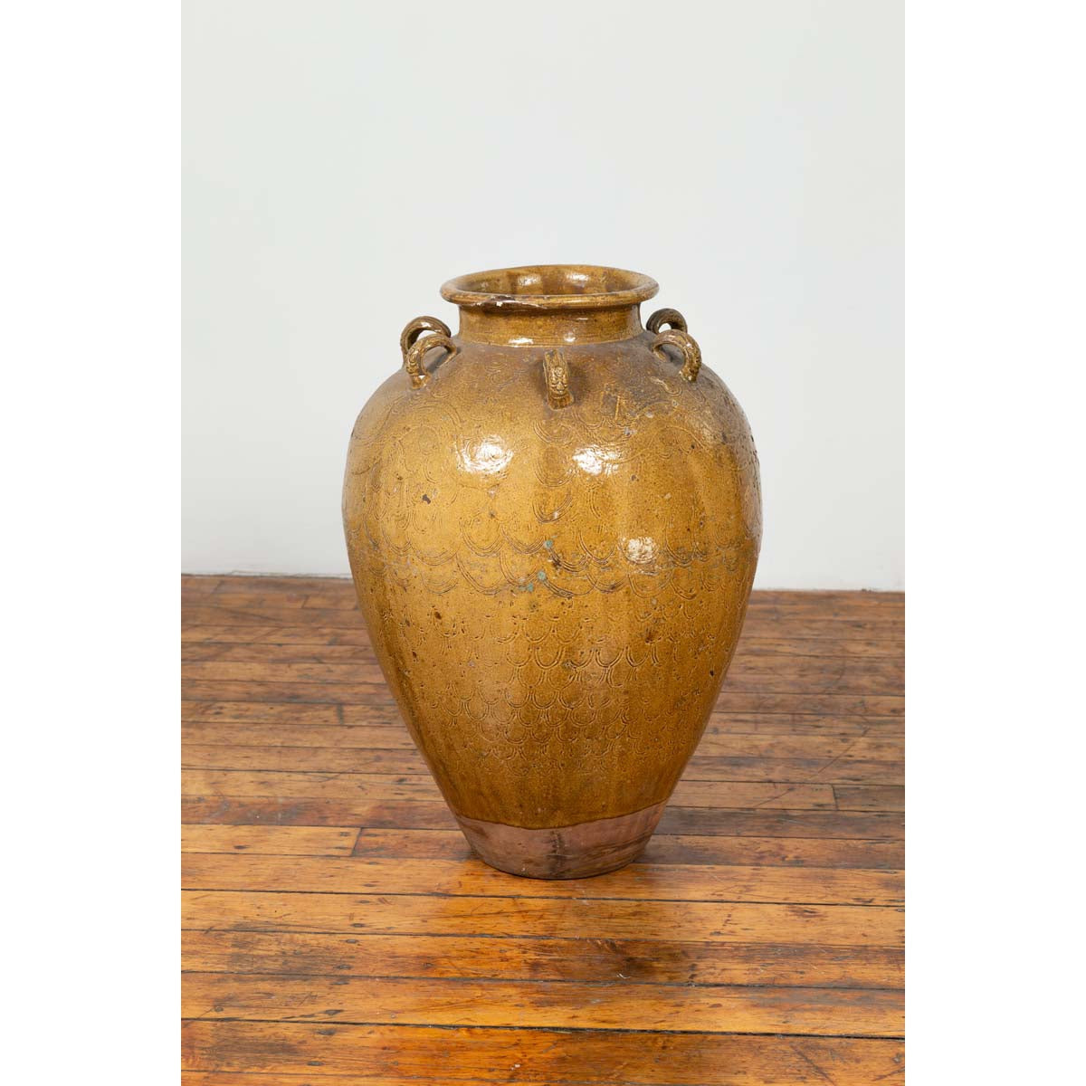 19th Century South-Eastern Martaban Water Jar with Dragon Motifs and Handles-7. Asian & Chinese Furniture, Art, Antiques, Vintage Home Décor for sale at FEA Home
