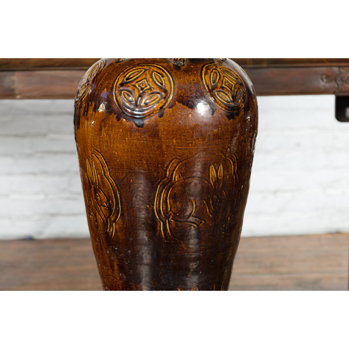 Chinese Qing Dynasty 19th Century Brown Glazed Jar with Loop Handles-5. Asian & Chinese Furniture, Art, Antiques, Vintage Home Décor for sale at FEA Home