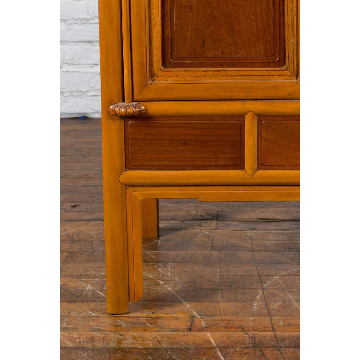Chinese Qing Dynasty 19th Century Two-Toned Wooden Cabinet with Brass Hardware-10. Asian & Chinese Furniture, Art, Antiques, Vintage Home Décor for sale at FEA Home