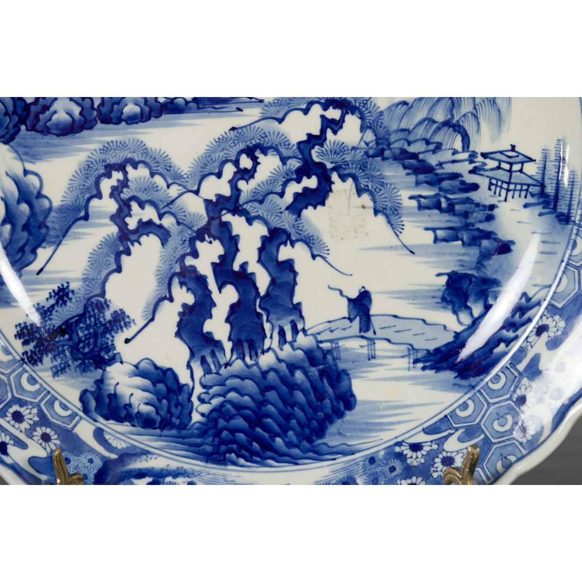 Japanese 19th Century Porcelain Imari Plate with Painted Blue and White Décor-10. Asian & Chinese Furniture, Art, Antiques, Vintage Home Décor for sale at FEA Home