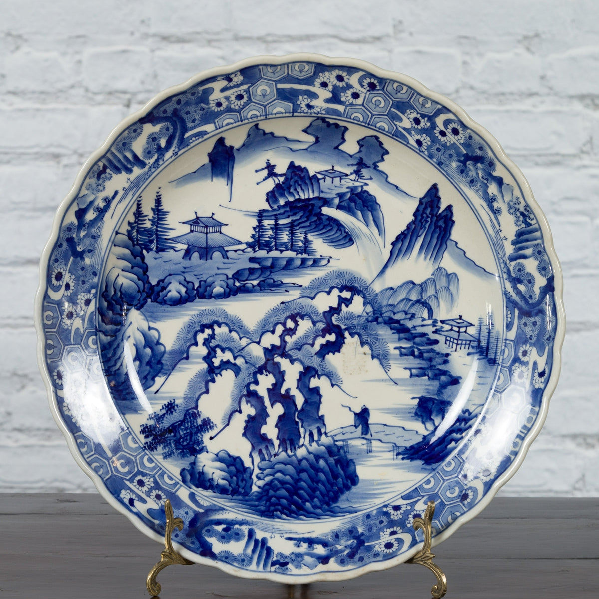 Japanese 19th Century Porcelain Imari Plate with Painted Blue and White Décor-4. Asian & Chinese Furniture, Art, Antiques, Vintage Home Décor for sale at FEA Home