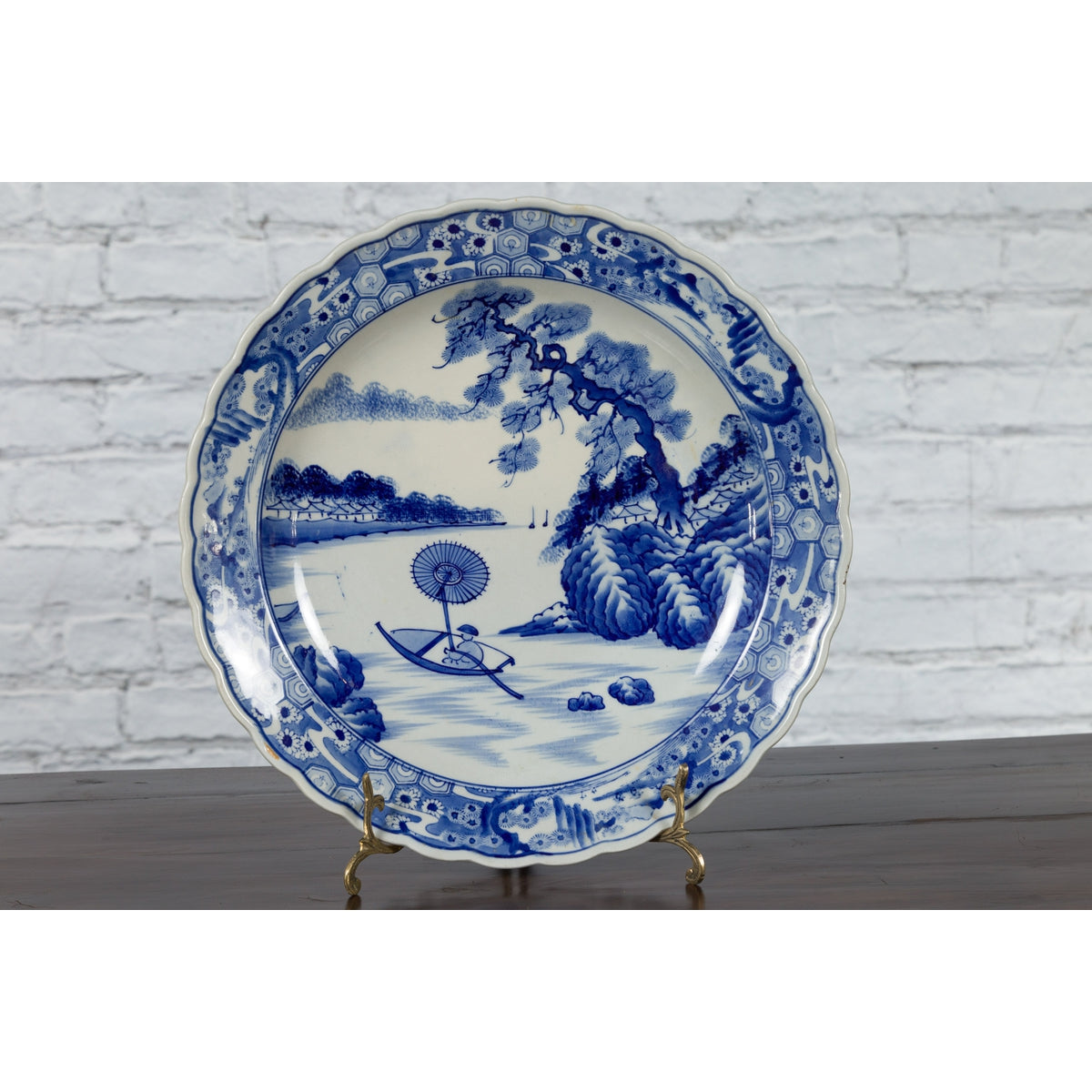 Japanese 19th Century Porcelain Imari Charger with Painted Blue and White Décor-5. Asian & Chinese Furniture, Art, Antiques, Vintage Home Décor for sale at FEA Home