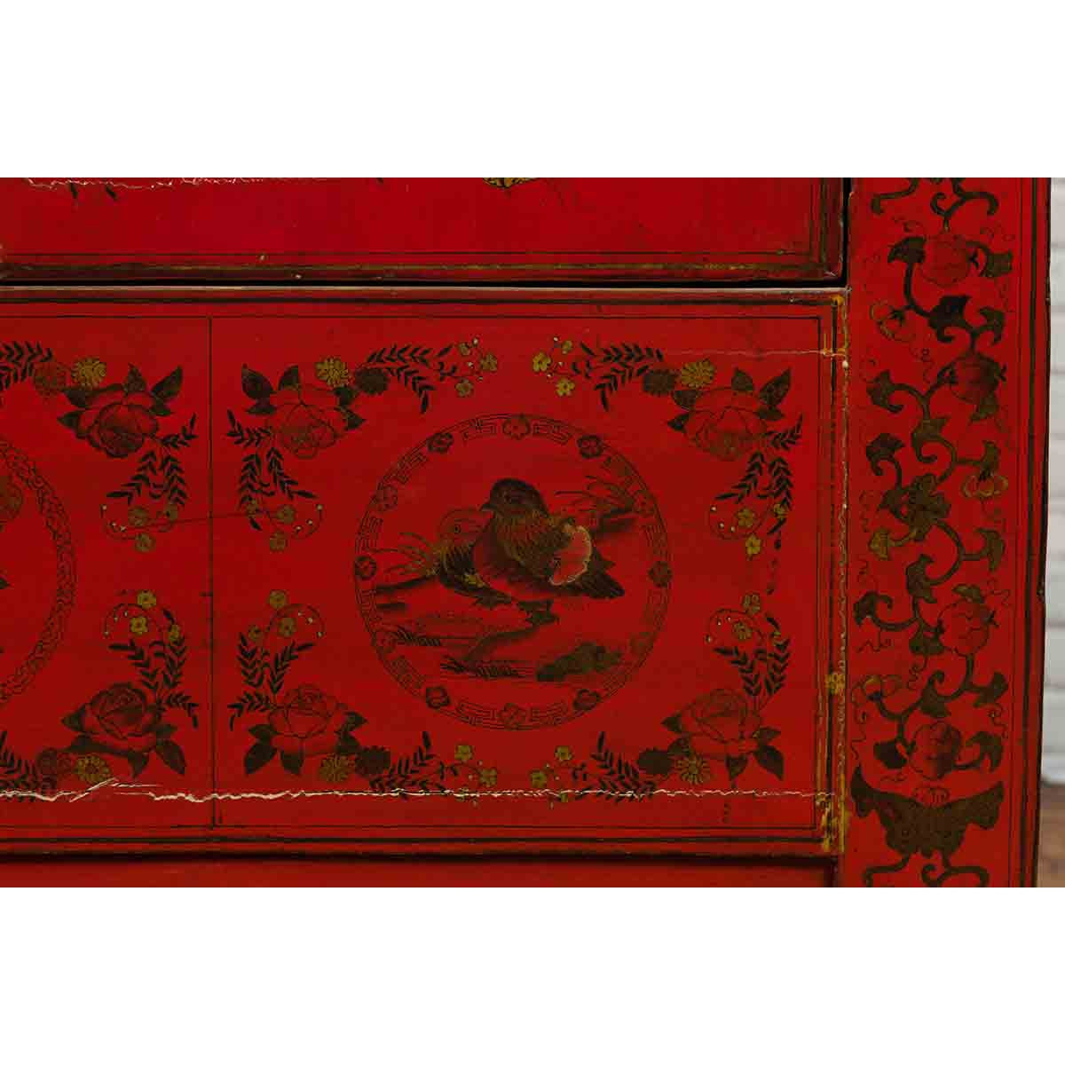 Chinese Red Lacquered 19th Century Qing Dynasty Cabinet with Gilt Chinoiseries-9. Asian & Chinese Furniture, Art, Antiques, Vintage Home Décor for sale at FEA Home