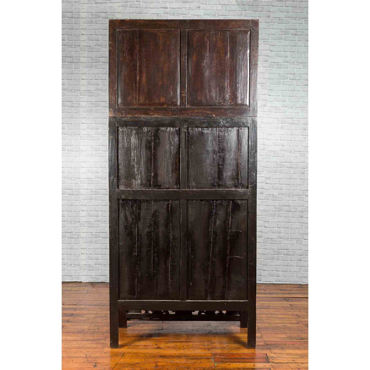 Chinese Qing Dynasty 19th Century Red Lacquer Cabinet with Chinoiserie Décor-15. Asian & Chinese Furniture, Art, Antiques, Vintage Home Décor for sale at FEA Home