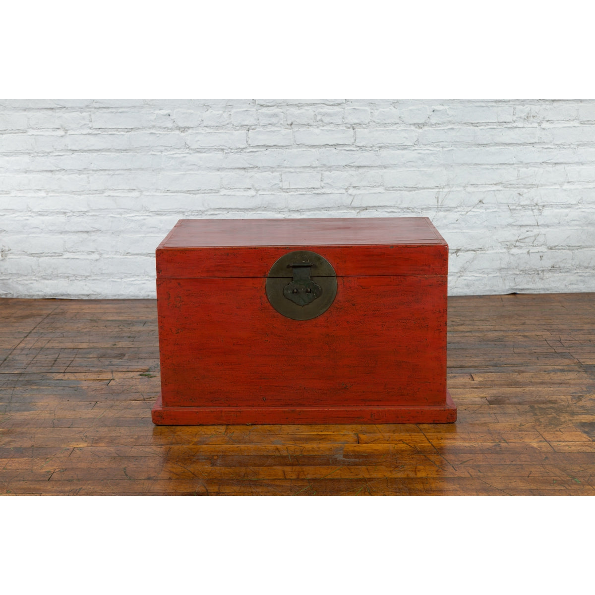Chinese Qing Dynasty 19th Century Red Lacquer Blanket Chest with Brass Hardware-10. Asian & Chinese Furniture, Art, Antiques, Vintage Home Décor for sale at FEA Home