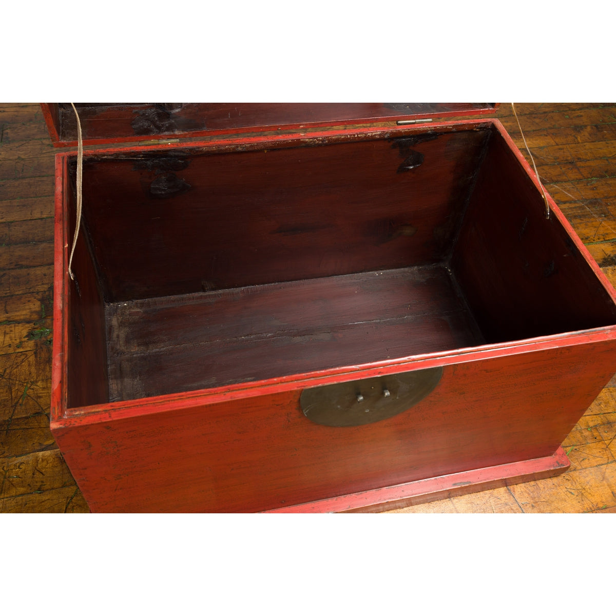 Chinese Qing Dynasty 19th Century Red Lacquer Blanket Chest with Brass Hardware-4. Asian & Chinese Furniture, Art, Antiques, Vintage Home Décor for sale at FEA Home