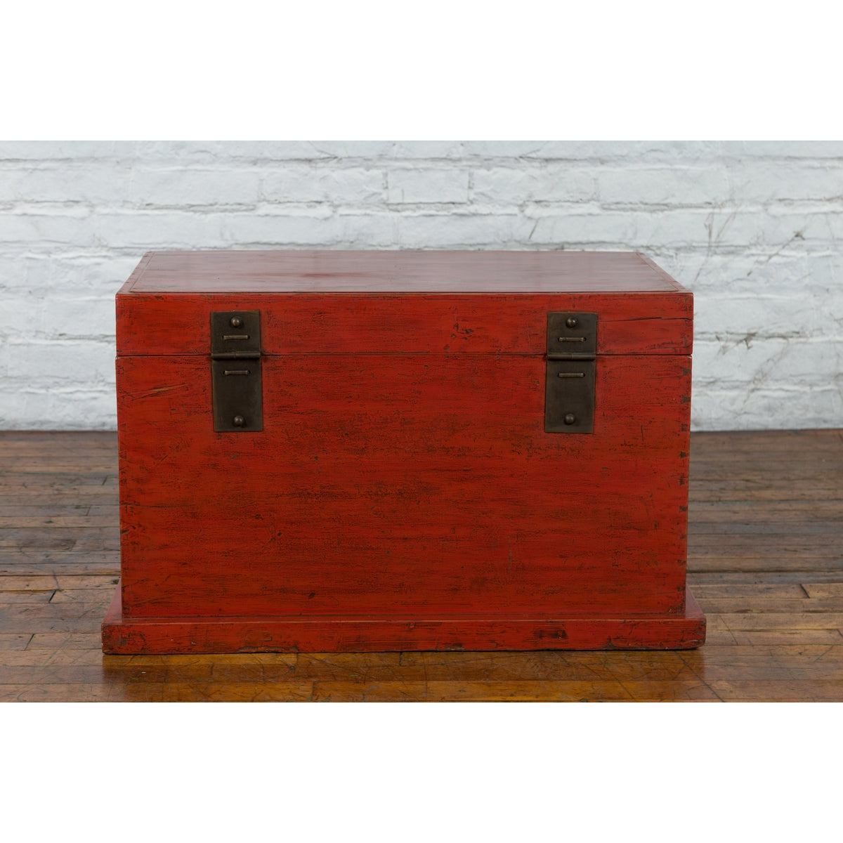 Chinese Qing Dynasty 19th Century Red Lacquer Blanket Chest with Brass Hardware-7. Asian & Chinese Furniture, Art, Antiques, Vintage Home Décor for sale at FEA Home