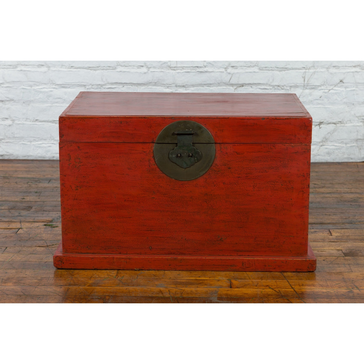 Chinese Qing Dynasty 19th Century Red Lacquer Blanket Chest with Brass Hardware-9. Asian & Chinese Furniture, Art, Antiques, Vintage Home Décor for sale at FEA Home