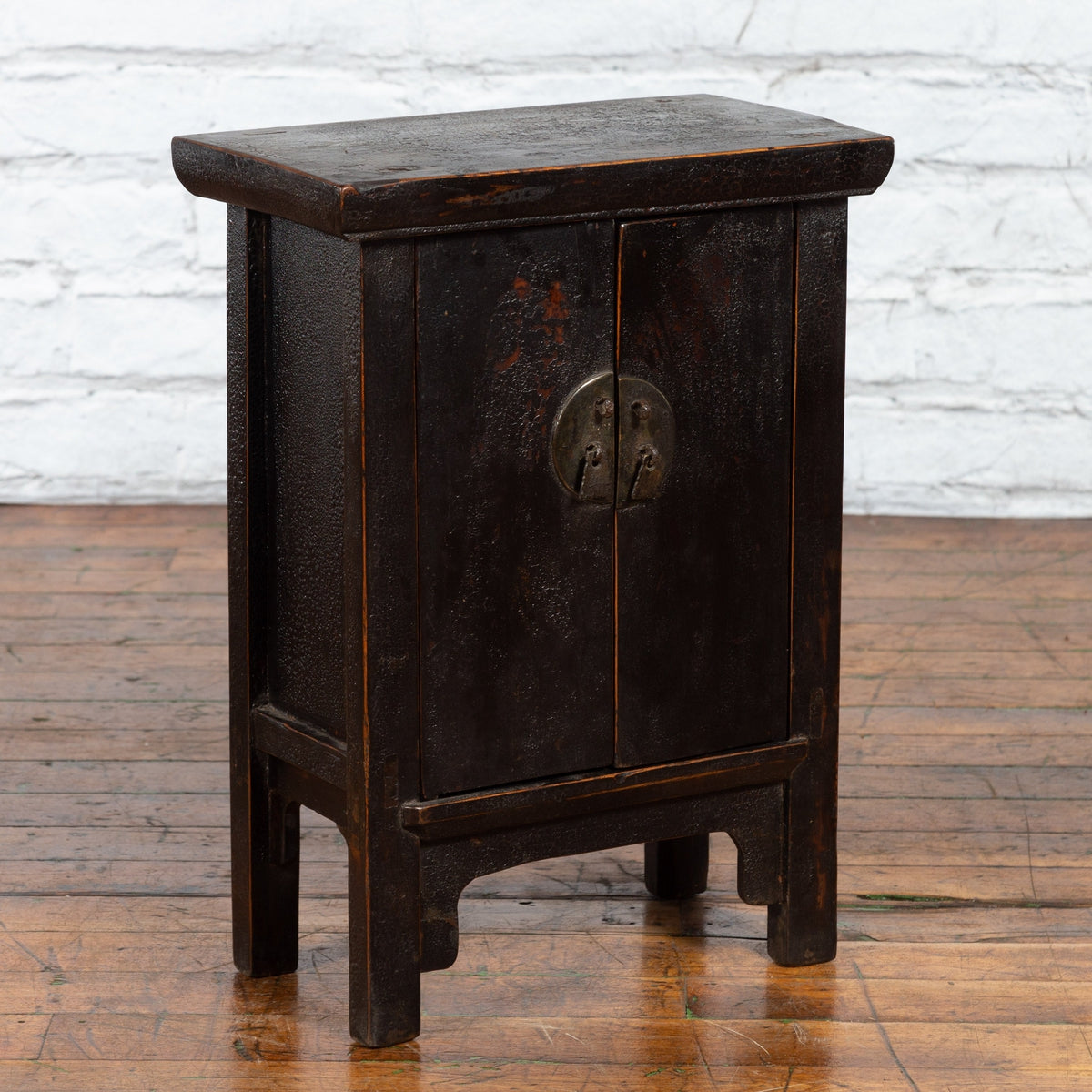 Chinese Qing Dynasty 19th Century Side Cabinet with Distressed Black Lacquer-11. Asian & Chinese Furniture, Art, Antiques, Vintage Home Décor for sale at FEA Home