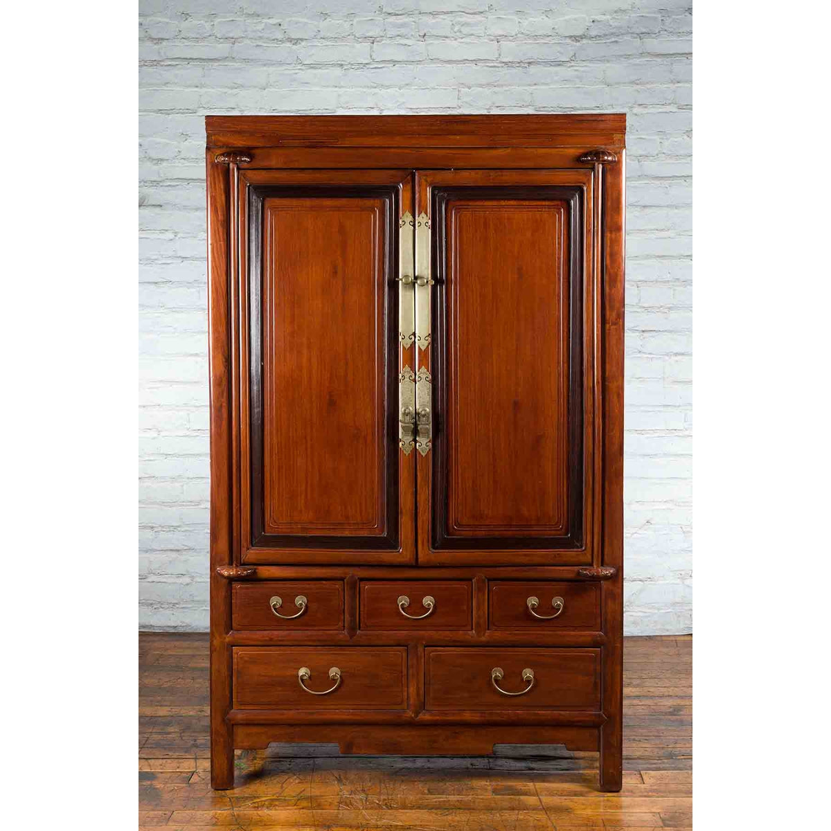 Chinese Two-Toned Cabinet with Doors and Five Drawers from the 20th Century-4. Asian & Chinese Furniture, Art, Antiques, Vintage Home Décor for sale at FEA Home