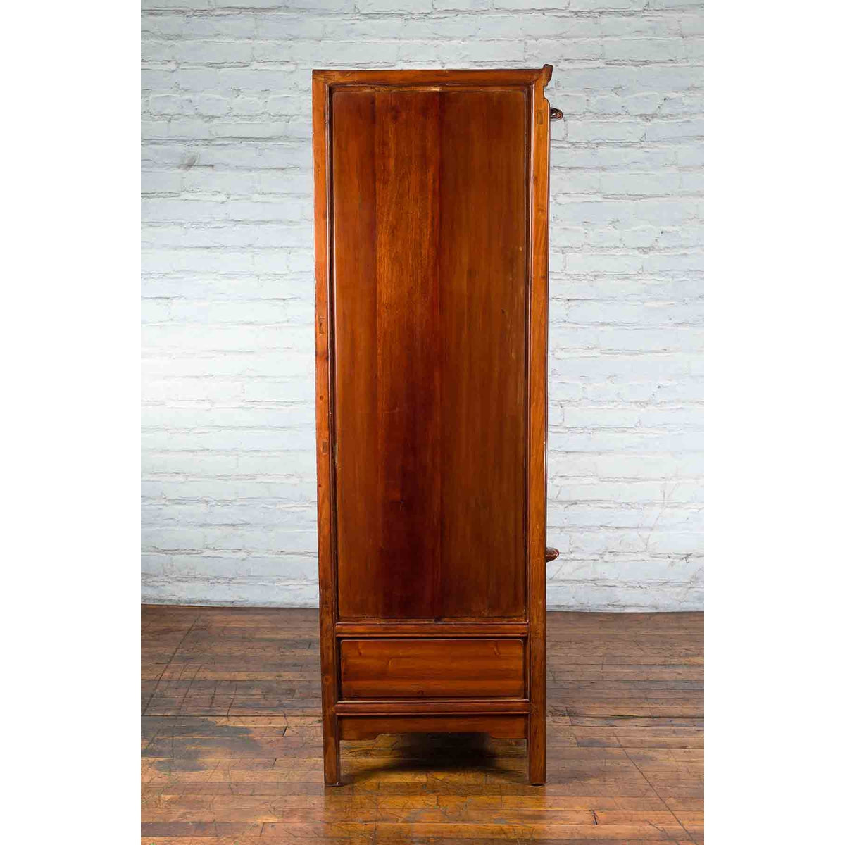 Chinese Two-Toned Cabinet with Doors and Five Drawers from the 20th Century-14. Asian & Chinese Furniture, Art, Antiques, Vintage Home Décor for sale at FEA Home
