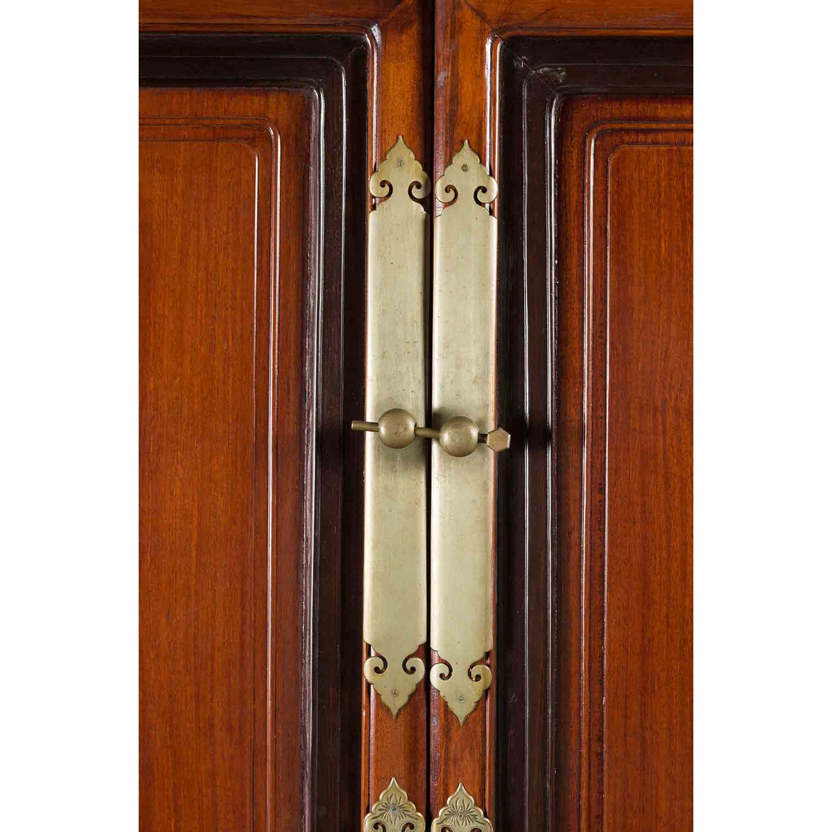 Chinese Two-Toned Cabinet with Doors and Five Drawers from the 20th Century-8. Asian & Chinese Furniture, Art, Antiques, Vintage Home Décor for sale at FEA Home