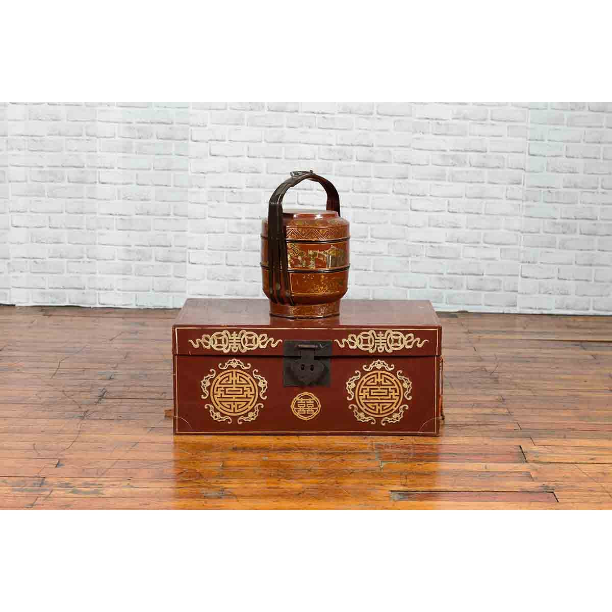 Vintage Chinese Red Blanket Chest with Gold Details and Calligraphy Motifs-3. Asian & Chinese Furniture, Art, Antiques, Vintage Home Décor for sale at FEA Home