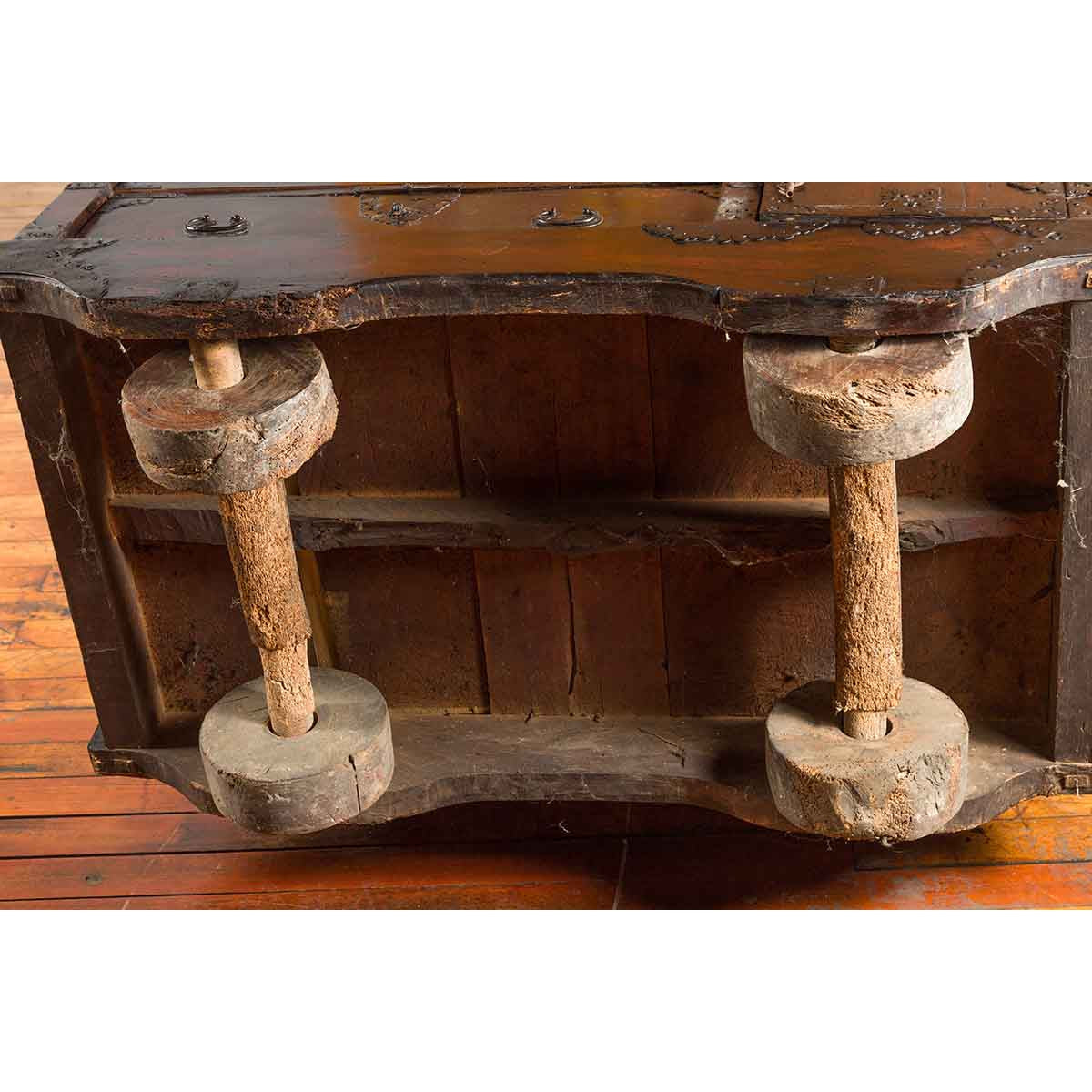 Japanese 19th Century Merchant's Chest with Drawers and Door, Mounted on Wheels-16. Asian & Chinese Furniture, Art, Antiques, Vintage Home Décor for sale at FEA Home