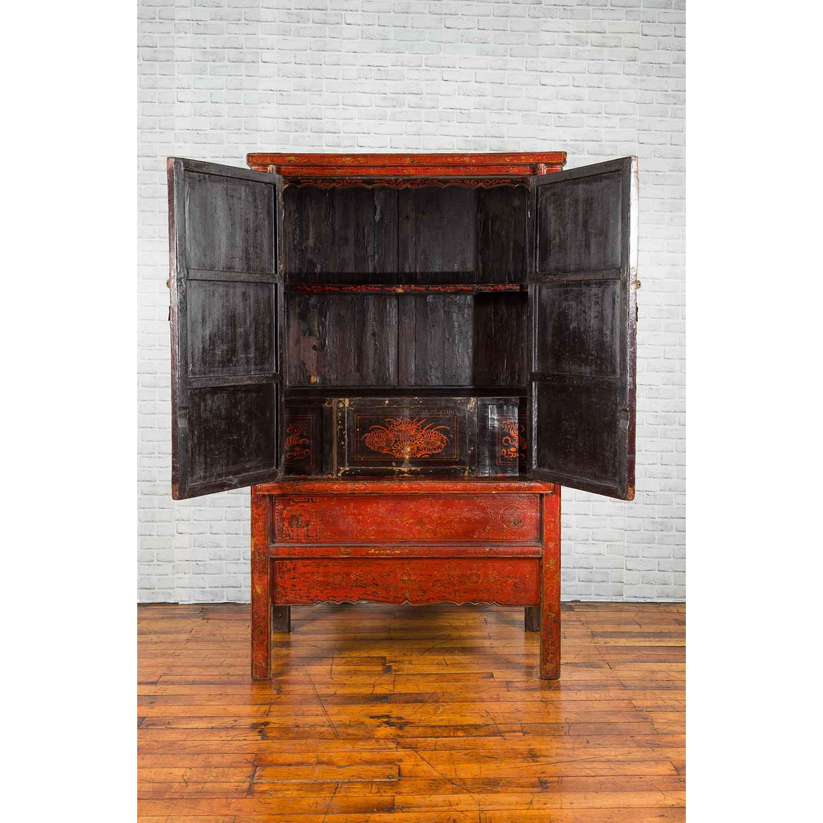 Chinese Qing Dynasty 19th Century Red Cabinet with Hand Painted Chinoiseries-14. Asian & Chinese Furniture, Art, Antiques, Vintage Home Décor for sale at FEA Home