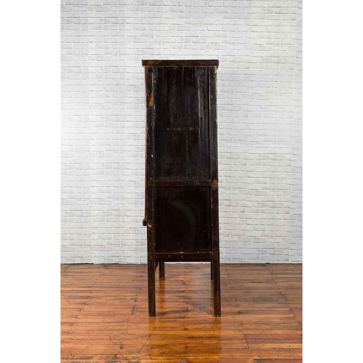 Chinese Qing Dynasty 19th Century Red Cabinet with Hand Painted Chinoiseries-19. Asian & Chinese Furniture, Art, Antiques, Vintage Home Décor for sale at FEA Home